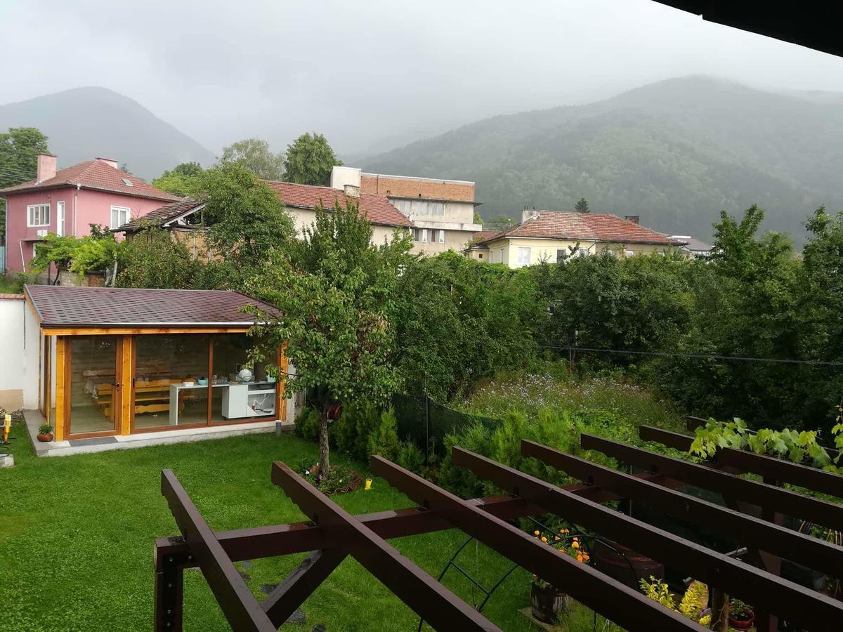 Guest House Vasilena Sapareva Banya Exterior foto
